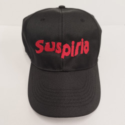 Gorra bordada Suspiria...