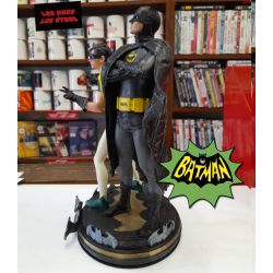 Escultura Diorama Batman 66 - Batman y Robin