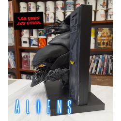 Esculturas Alien Queen y Alien Xenomorph